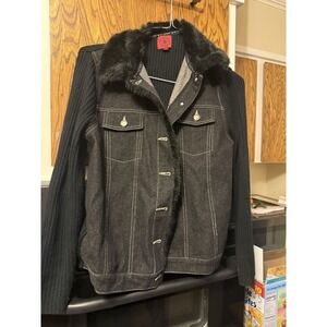 Denim Jacket With Sweater Sleeves‎ and Fur Collar And Size L